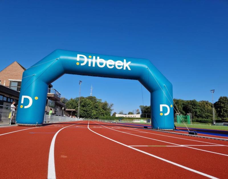 Startboog op atletiekpiste