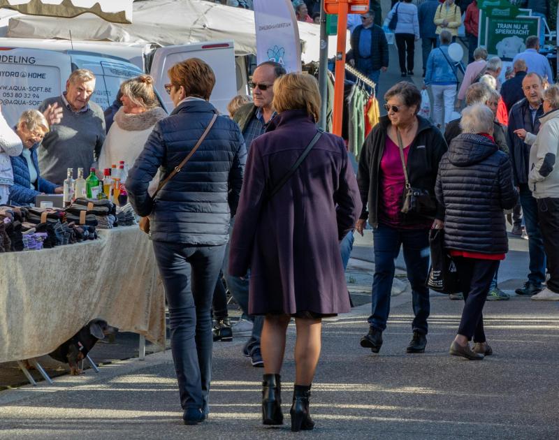 Avondmarkt Sint-Ulriks-Kapelle © Dilbeek