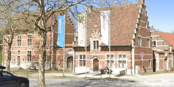 oud gemeentehuis Groot-Bijgaarden